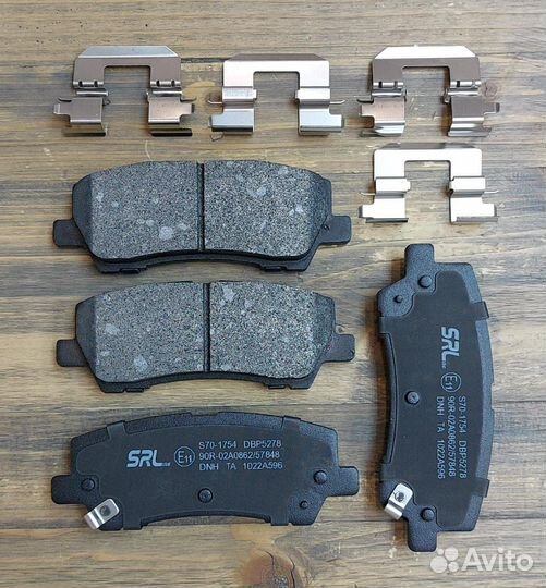 Задние тормозные колодки Ford Mustang