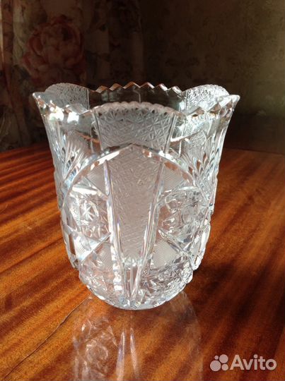 Ваза хрустальная