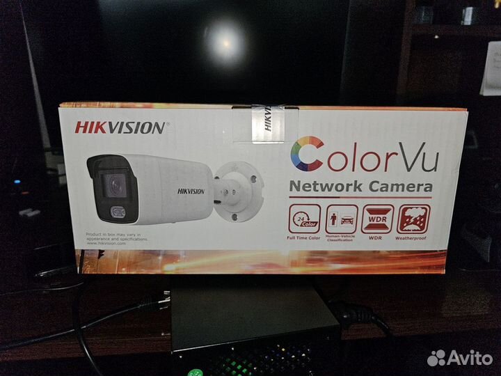 Камера видео наблюдения Hikvision DS-2CD2087G2-LU