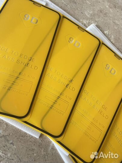 Защитное стекло iPhone 11