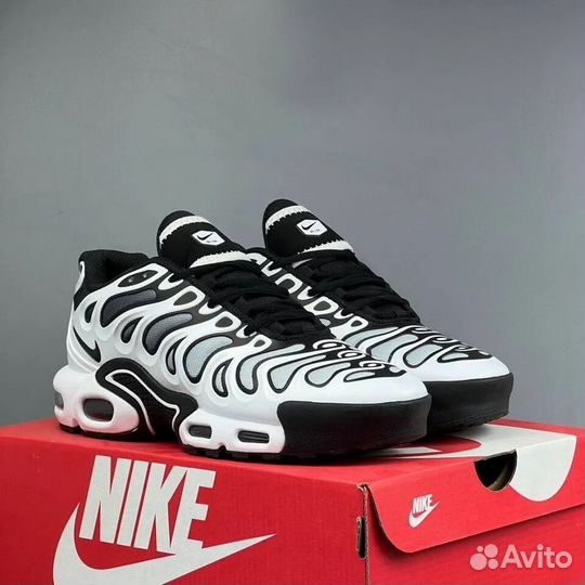 Nike Air Max Plus TN Drift New SEra White Black