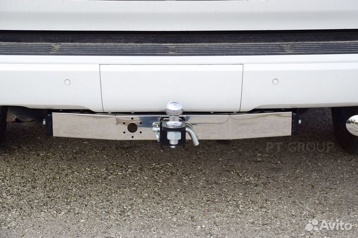 Фаркоп съемный квадрат с накладкой lexus LX с 2016