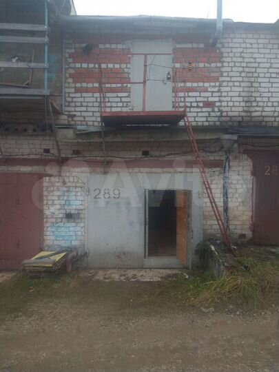 Гараж, > 30 м²