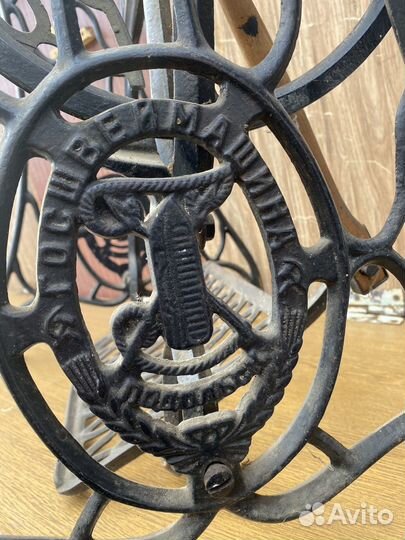 Основание станина от швейной машинки чугун СССР 2