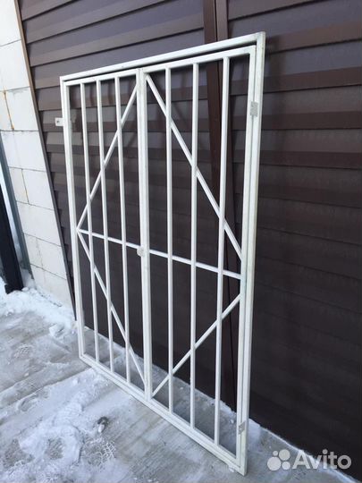 Решетка антивандальная на окна б/у