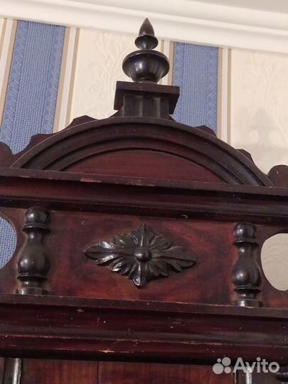 Старинные настенные часы с боем Le Roi A Paris