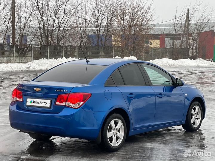 Chevrolet Cruze 1.8 МТ, 2011, 137 000 км