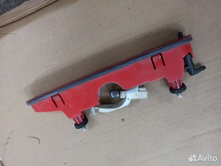 Peugeot partner tepee стоп сигнал задний