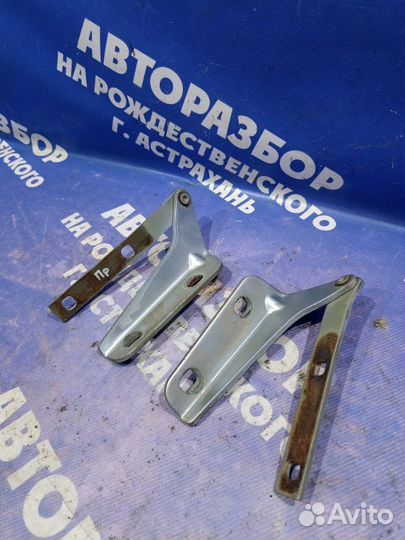 Петля капота Chevrolet Niva внедорожник 2123 2014