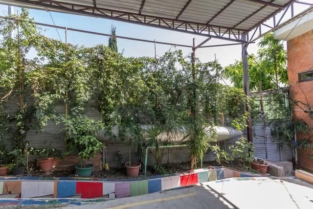 Комната 18 м² в 6-к., 1/1 эт.