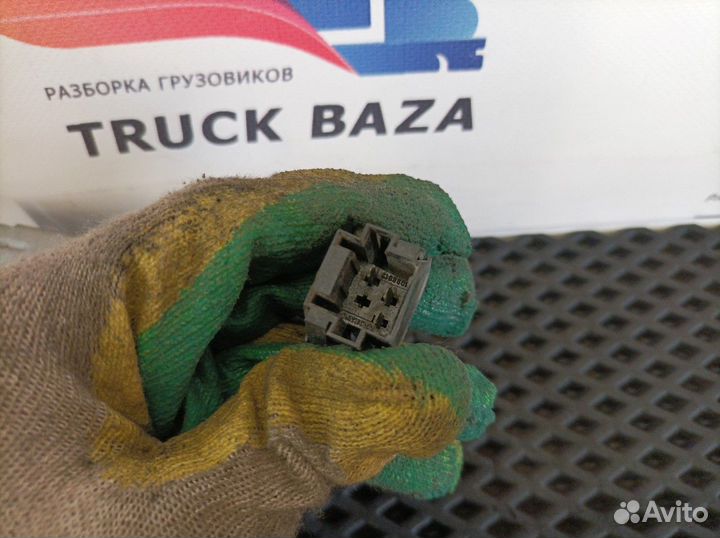 8140035 Плафон салонный Renault Premium, Volvo FH