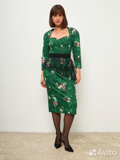 Платье bestseller с баской