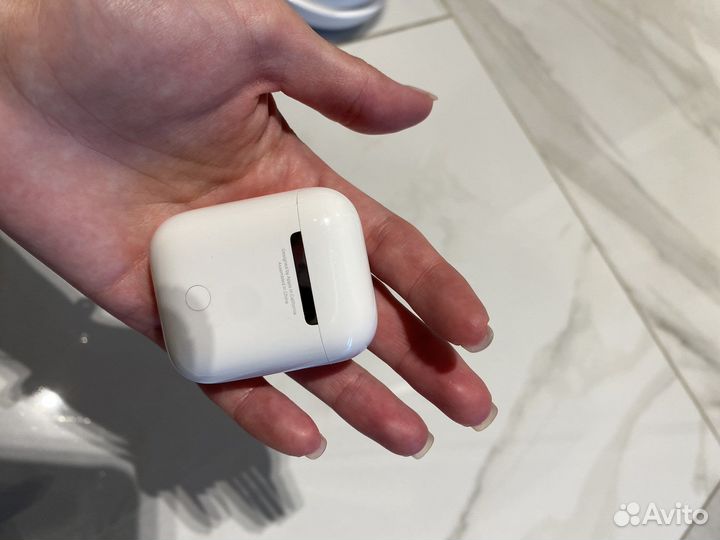 AirPods 1го поколения