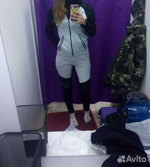 Спортивный костюм женский