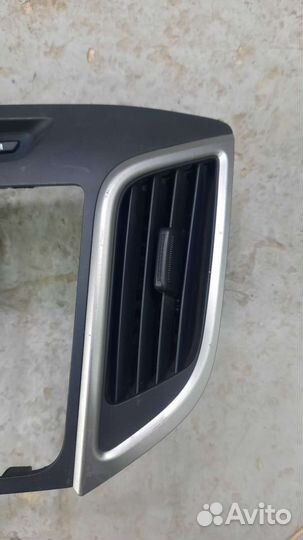 Рамка магнитоллы Хундай Крета 1