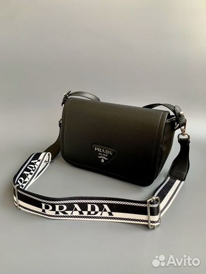 Сумка Prada женская