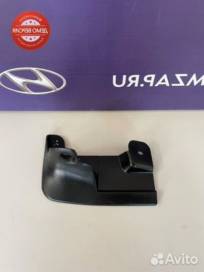 Брызговик передний Hyundai Accent левый