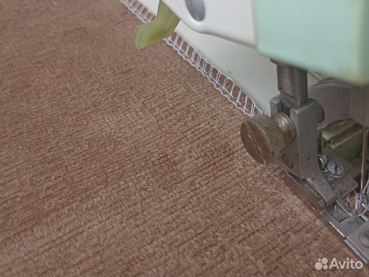 Оверлок бу рабочий