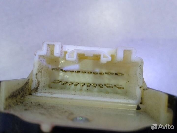 Блок управления стеклоподъемниками