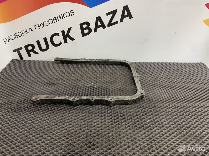 99468498 Прижимная планка передняя Iveco Stralis