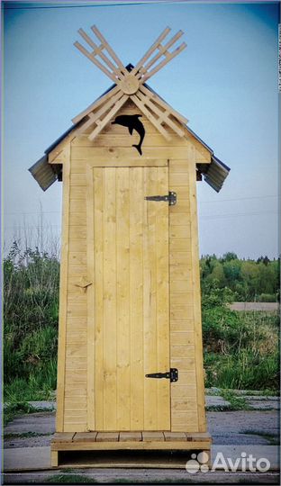 Уличный туалет деревянный FRU