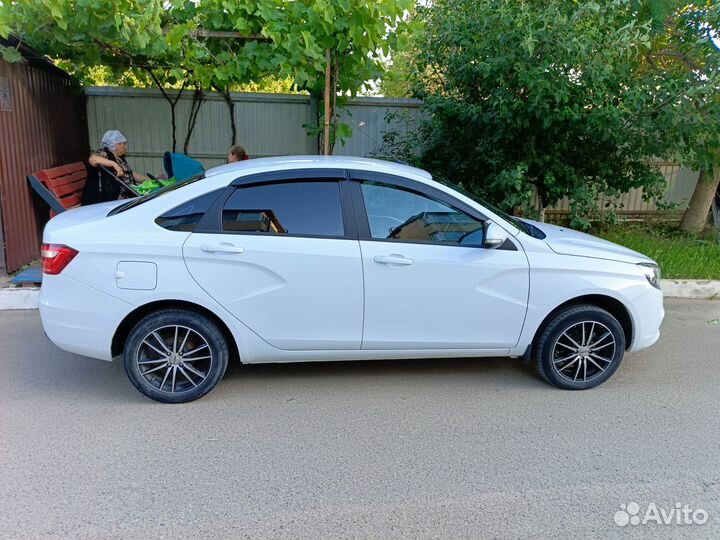 LADA Vesta 1.6 AMT, 2017, 86 000 км
