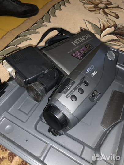 Видеокамера hitachi