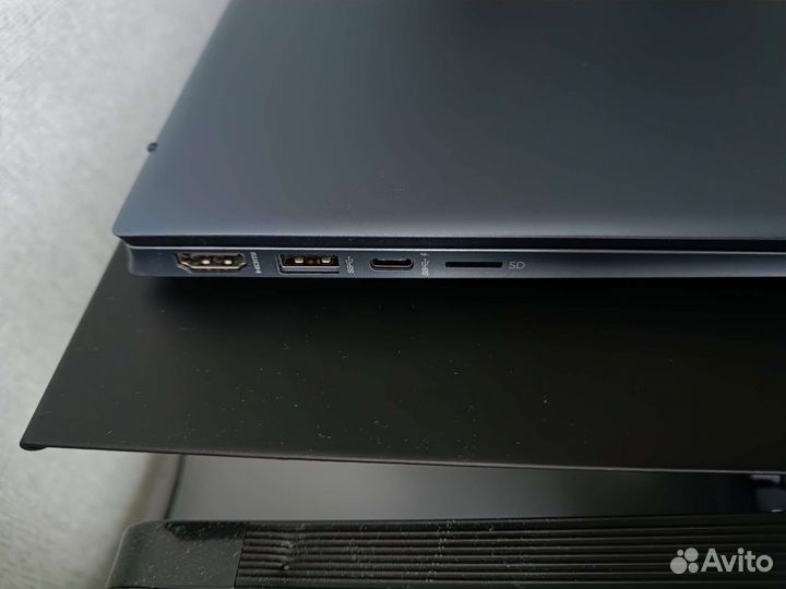 HP Pavilion 15-eg0101ur 49J67EA