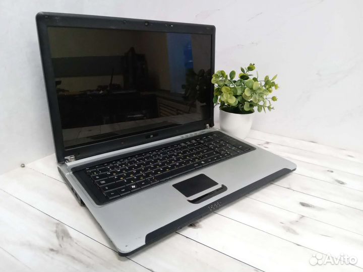 Ноутбук Dns ms1733 I5 17,3 дюйма на запчасти