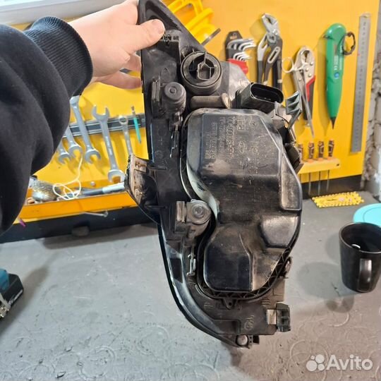 Фара правая ford focus 2