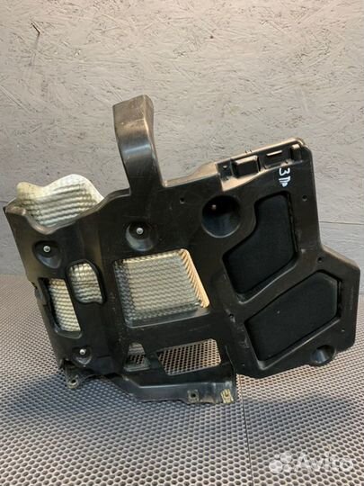 Крепление бампера заднее правое Porshe Panamera