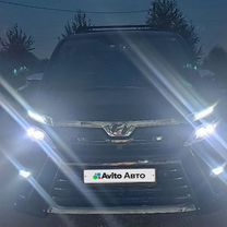 Toyota Voxy 2.0 CVT, 2019, 58 000 км, с пробегом, цена 3 000 000 руб.