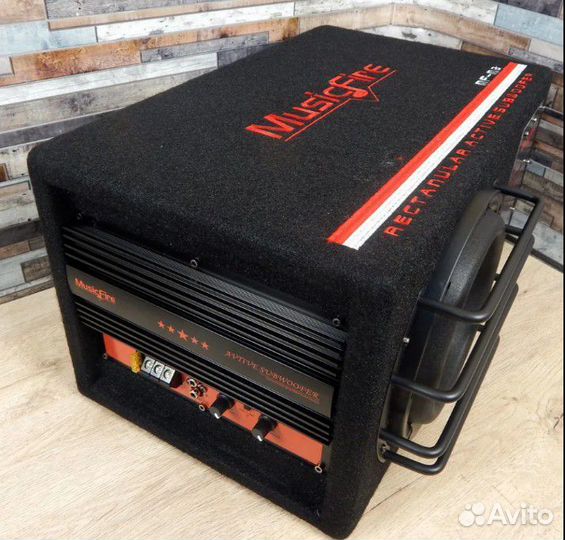 Активный сабвуфер