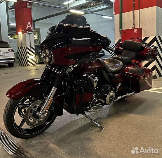 Street Glide Special CVO 114