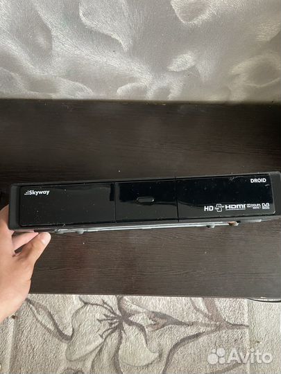 TV приставка skyway droid