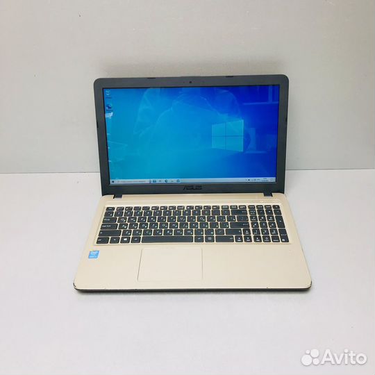 Инопланетный Asus