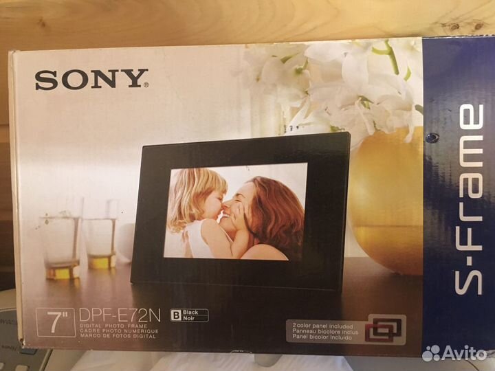 Цифровая фоторамка Sony DPF-E727