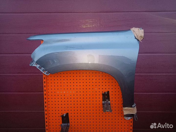 Крыло левое Lexus GX 460