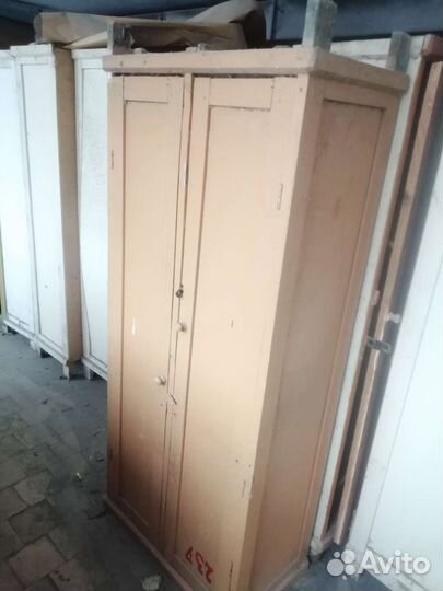 Шкафчики для раздевалки бу