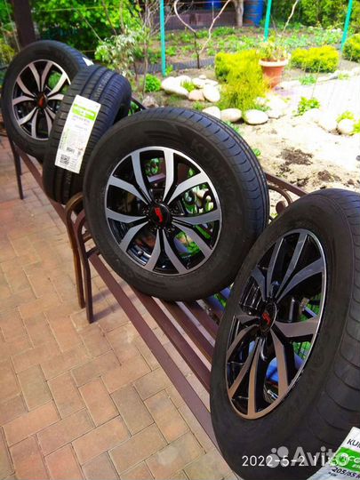 Колеса в сборе летние R16 205/65