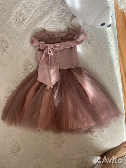 Платье для девочки нарядное