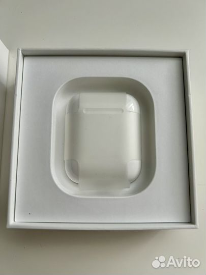 Беспроводные наушники apple airpods