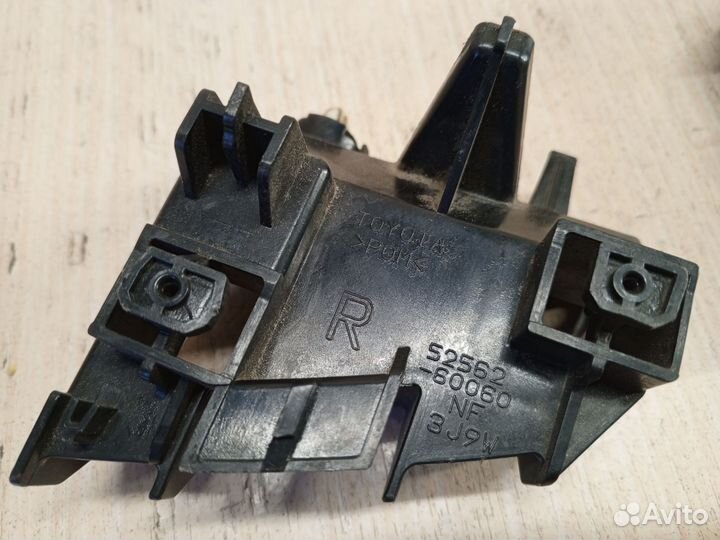 Кронштейн бампера Toyota Land Cruiser Prado 150