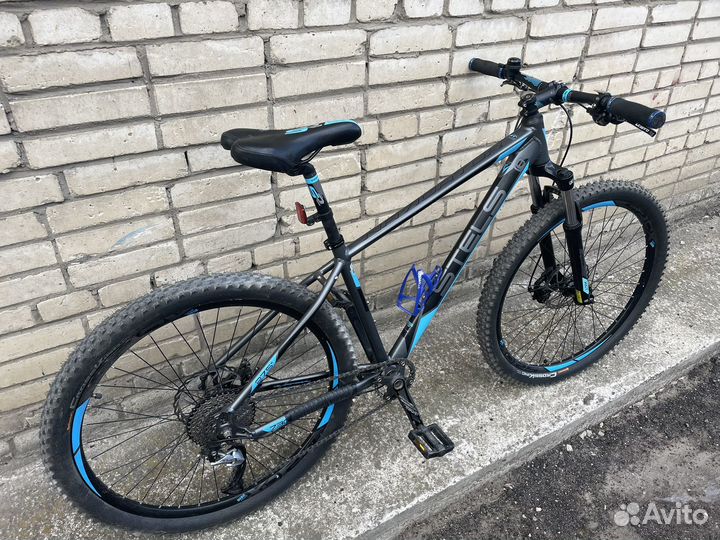 Велосипед горный stels 27,5(17)