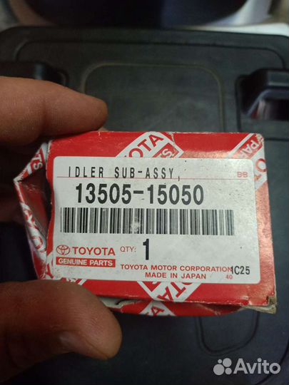 Ролик грм toyota 1350515050