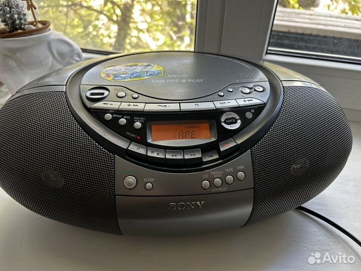 Магнитола Sony