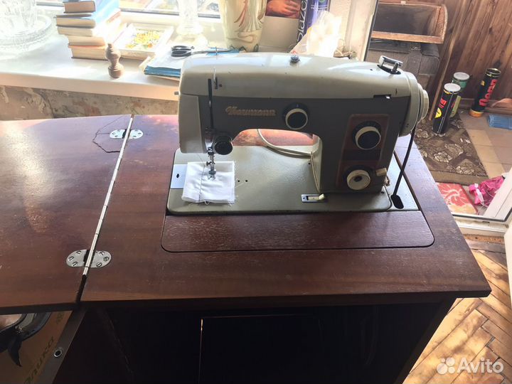 Швейная машина Naumann