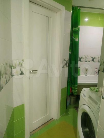 4-к. квартира, 80 м², 2/3 эт.