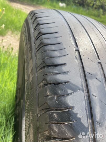 Michelin Latitude Tour 215/70 R16