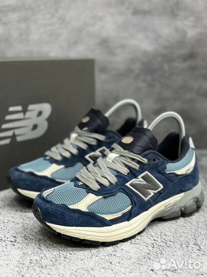 Кроссовки New Balance 2002R